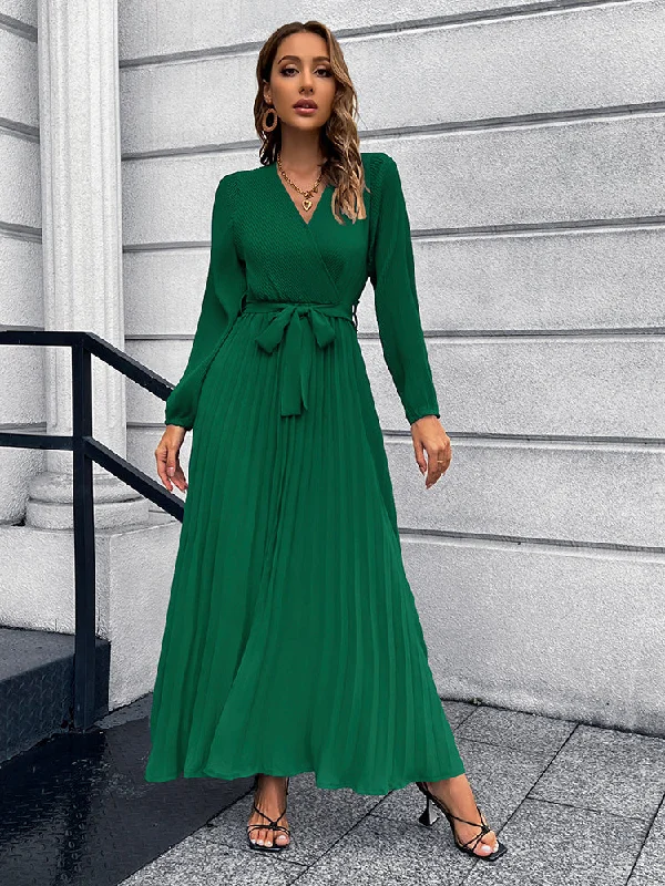 V-Neck Tie Waist Pleated Maxi Dress Vintage Women's 1970S 