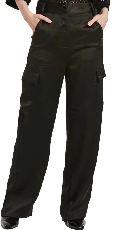 Esmeralda Cargo Pants In Black Cool Women's Skate