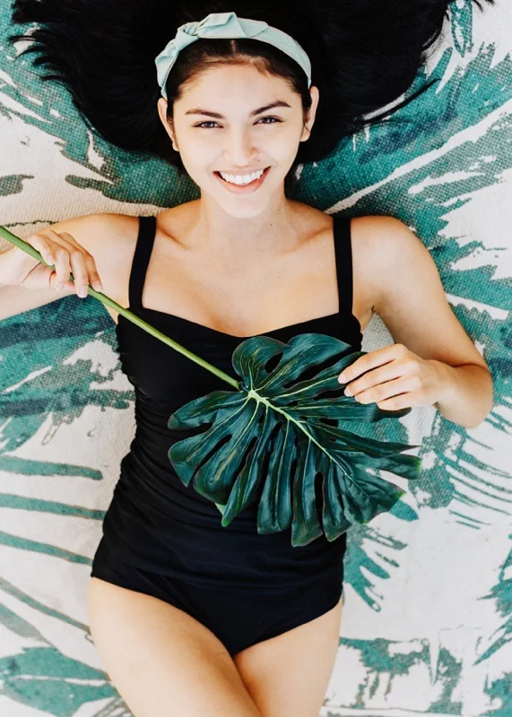 jacqueline in ebony Vacation