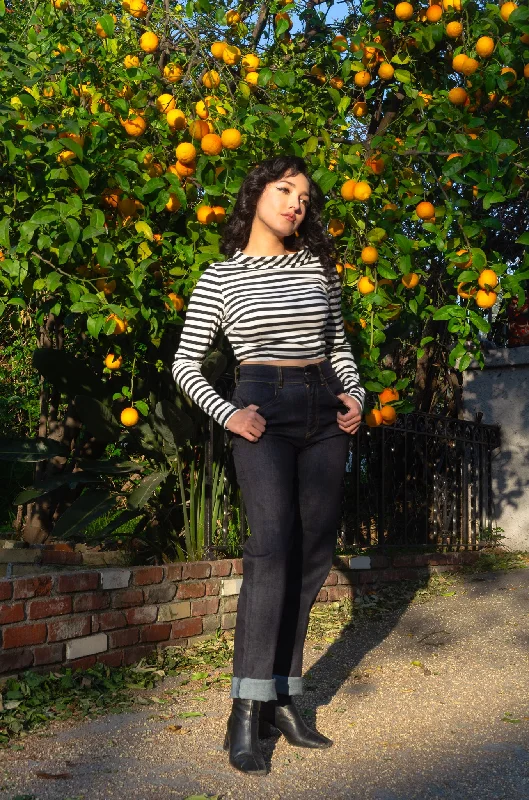 Love Your Body - Premium Stretch Denim Boyfriend 4-Pocket Jeans by Laura Byrnes Scandinavian Love Your Body - Premium Stretch Denim Boyfriend 4-Pocket Jeans by Laura Byrnes Scandinavian