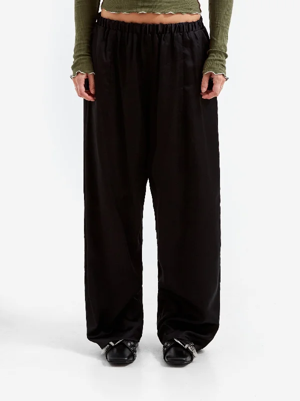 Baserange Cravat Pant - Black British Gentlewoman Style
