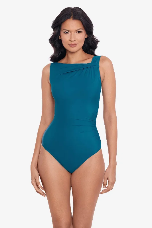 Avra One Piece Swimsuit DD-Cup Traditional Women's 
