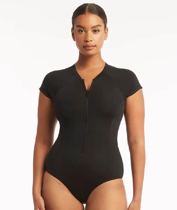 Sea Level Eco Essentials Short Sleeve A-DD Cup One Piece Swimsuit - Black Sporty Women's Tennis