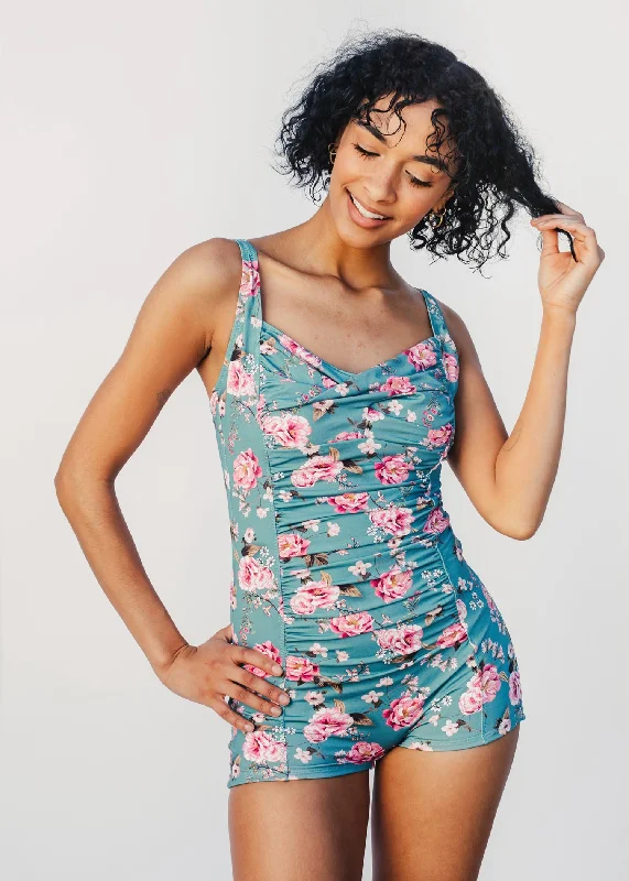annette in bella rose Edgy Women's Punk