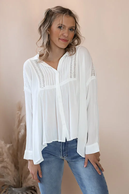 Calypso White Blouse Sleek Women's Metallic