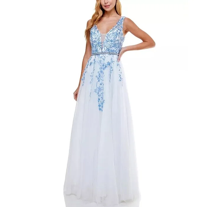 Say Yes To The Prom Junior's Embellished Embroidered Gown Medium Blue Size 5 Modern Women's 